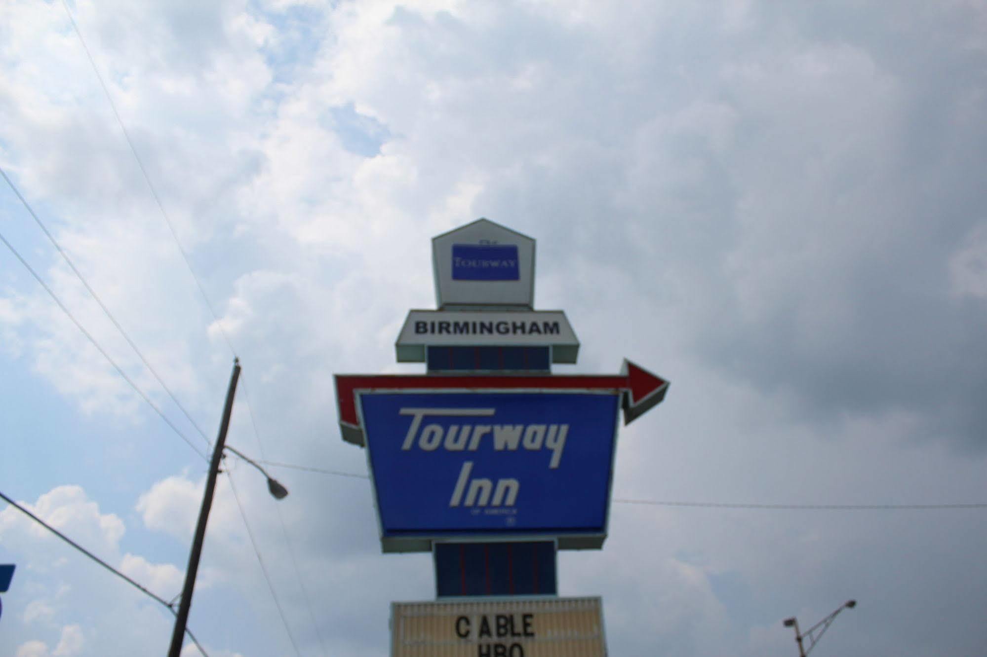 Tourway Inn Birmingham Exterior photo